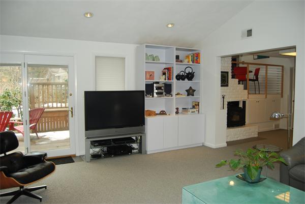 7 Randy Road Framingham, MA 01701 - Photo 5 of 29 Gallery Image 5