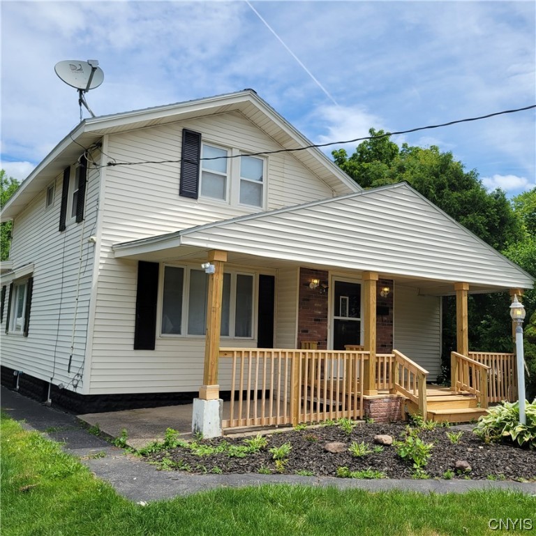 1208 Spring Street Syracuse, NY 13208 - Photo 2 of 21