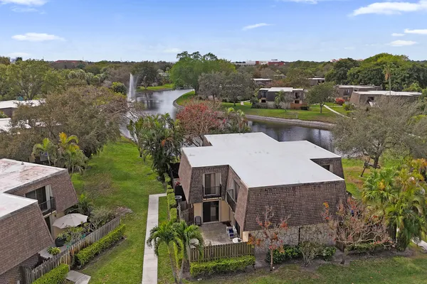 $400,000 | 2889 Southwest 22nd Circle, Unit 48A, Delray Beach, FL 33445