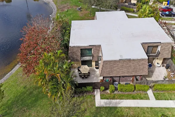 $400,000 | 2889 Southwest 22nd Circle, Unit 48A, Delray Beach, FL 33445