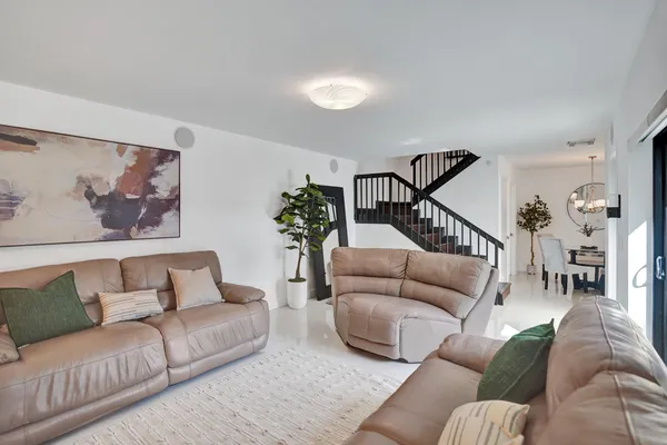 $400,000 | 2889 Southwest 22nd Circle, Unit 48A, Delray Beach, FL 33445