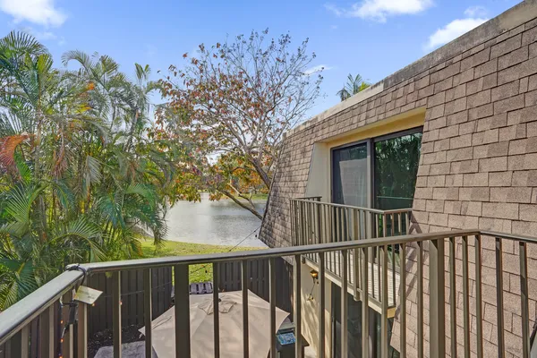 $400,000 | 2889 Southwest 22nd Circle, Unit 48A, Delray Beach, FL 33445