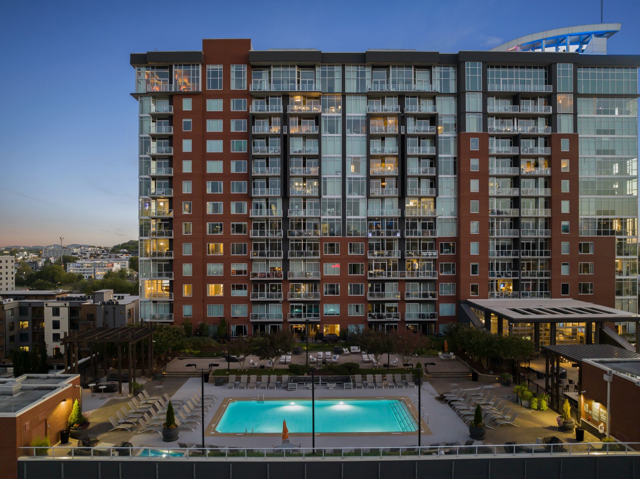 600 12th Avenue South, Unit 829 Nashville, TN 37203 - Photo 28 of 32 a view of a building