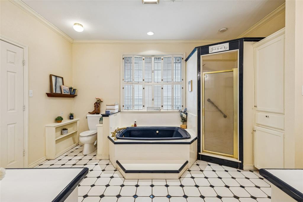 3558 South Nolan River Road Cleburne, TX 76033 - Photo 20 of 38