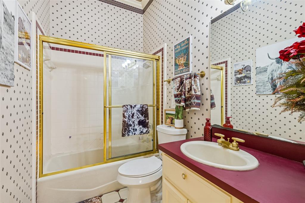 3558 South Nolan River Road Cleburne, TX 76033 - Photo 24 of 38