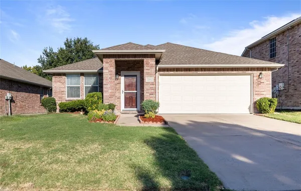 $2,250 | 13193 Ambrose Drive, Frisco, TX 75035