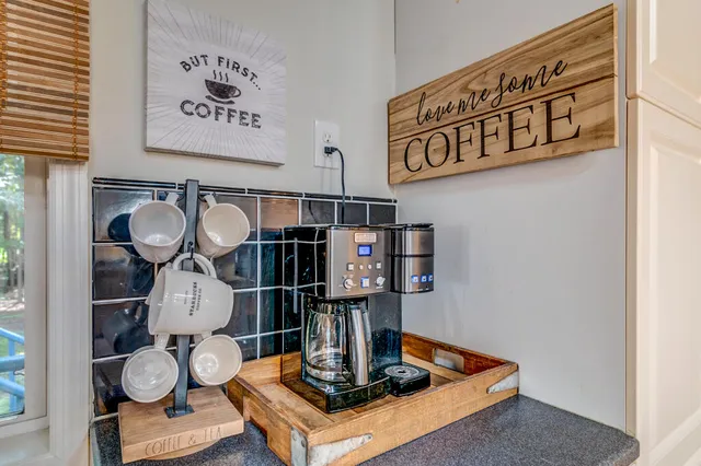 $995,500 | 141 Meredith Drive, Eutawville, SC 29048