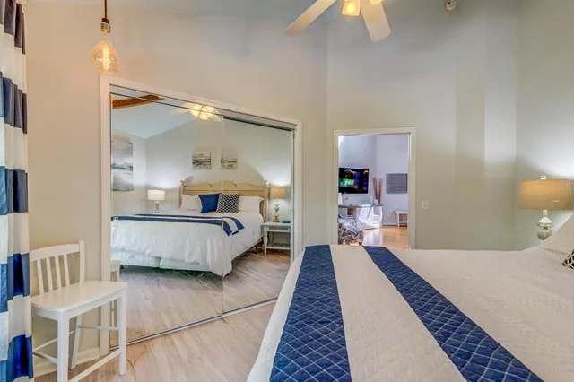 $995,500 | 141 Meredith Drive, Eutawville, SC 29048