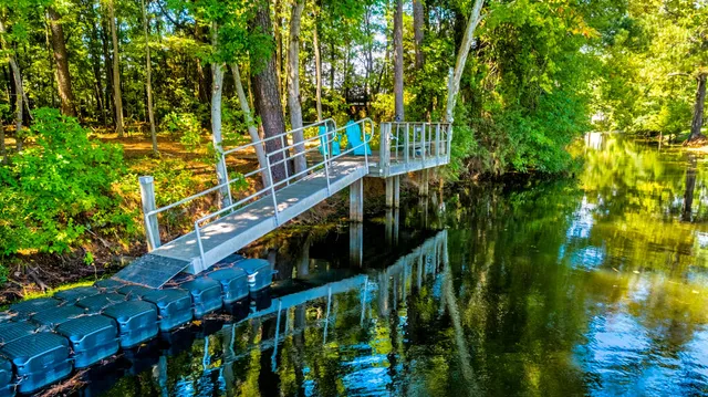 $995,500 | 141 Meredith Drive, Eutawville, SC 29048