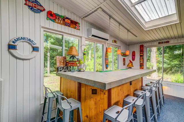 $995,500 | 141 Meredith Drive, Eutawville, SC 29048