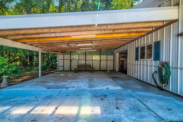 $995,500 | 141 Meredith Drive, Eutawville, SC 29048