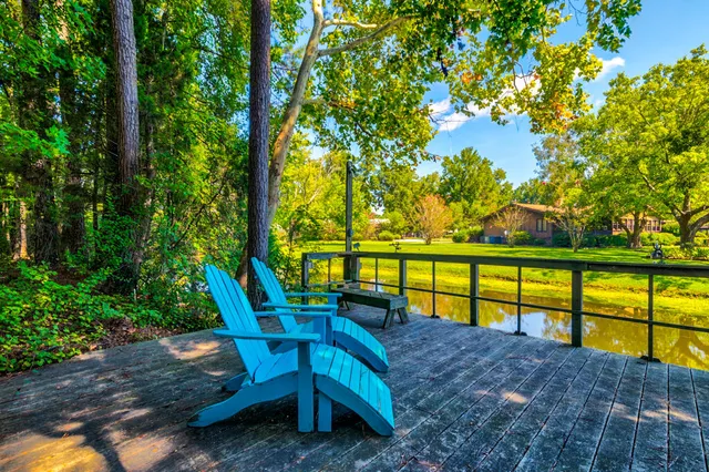 $995,500 | 141 Meredith Drive, Eutawville, SC 29048