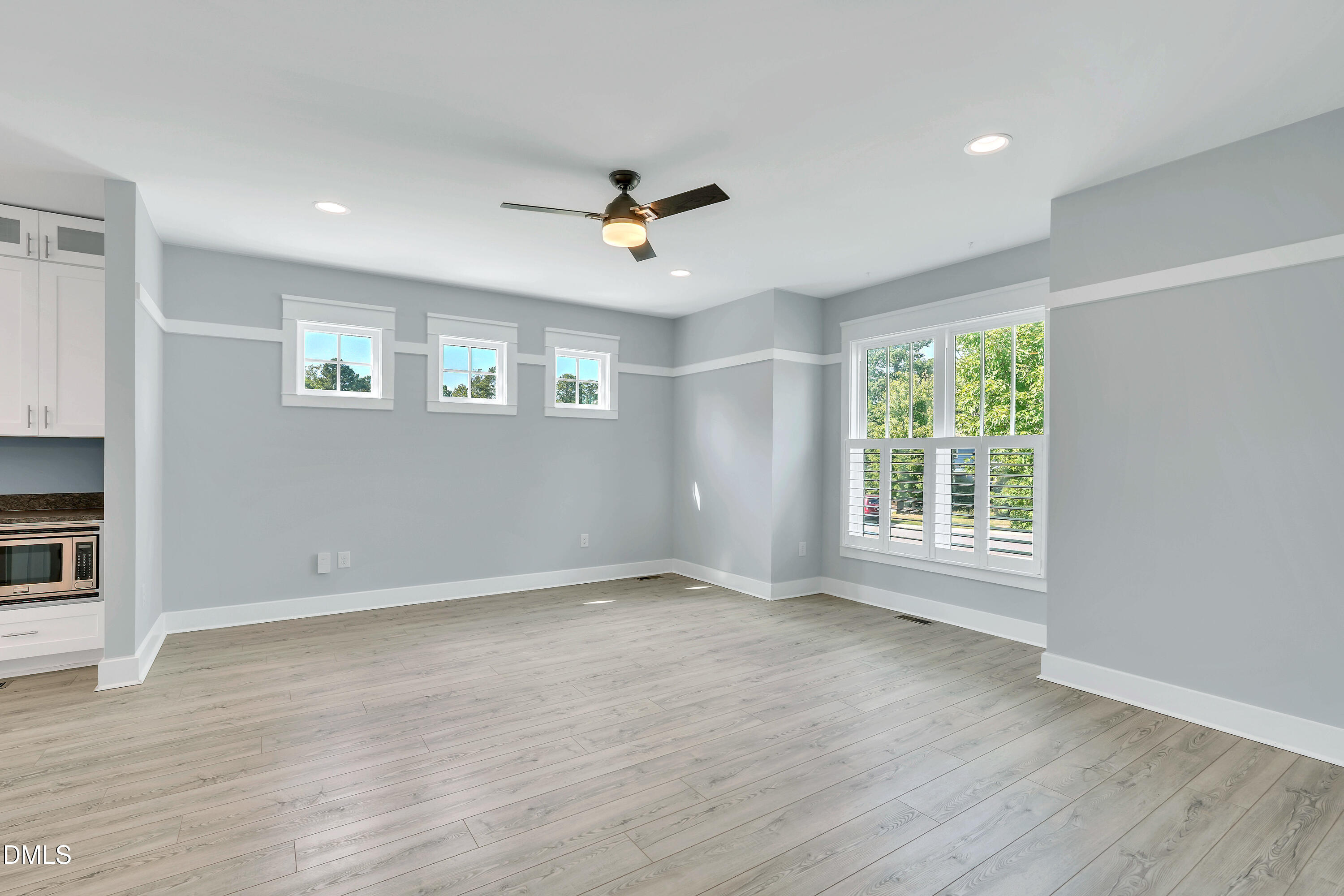609 Jerome Road Durham, NC 27713 - Photo 12 of 40 Living Room