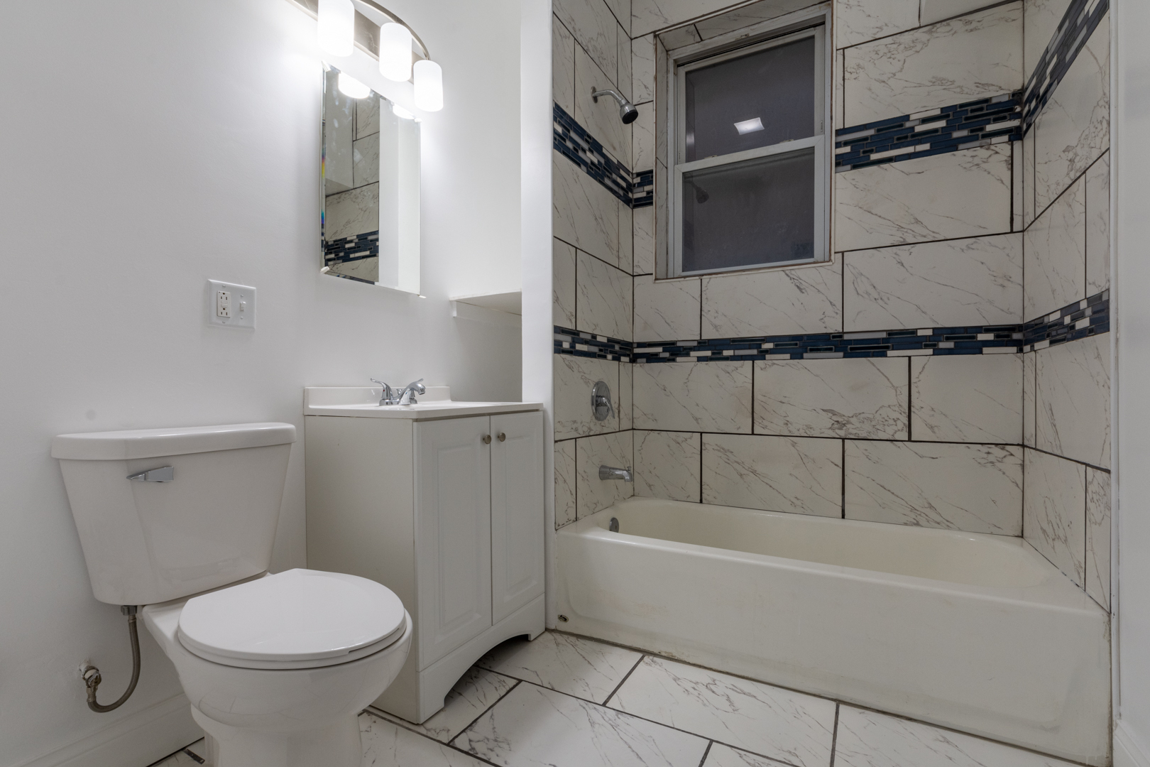 2527 South Harding Avenue Chicago, IL 60623 - Photo 11 of 19