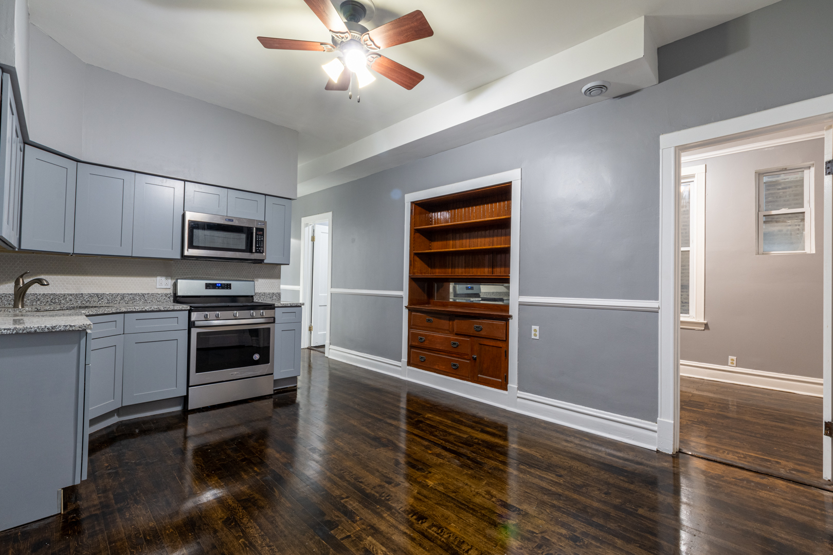 2527 South Harding Avenue Chicago, IL 60623 - Photo 9 of 19