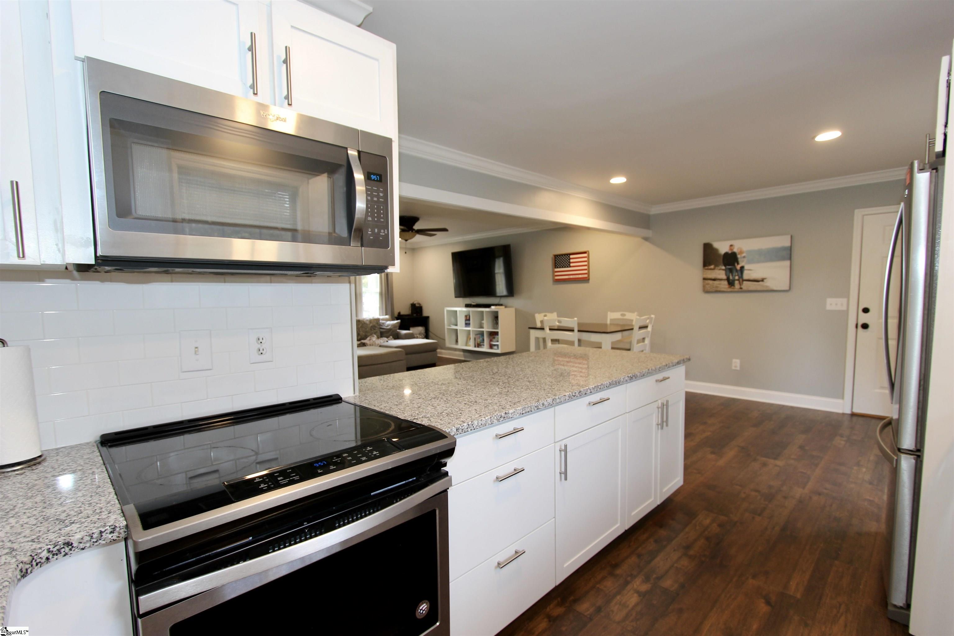 1437 Old Furnace Road Boiling Springs, SC 29316 - Photo 8 of 27 Gallery Image 8