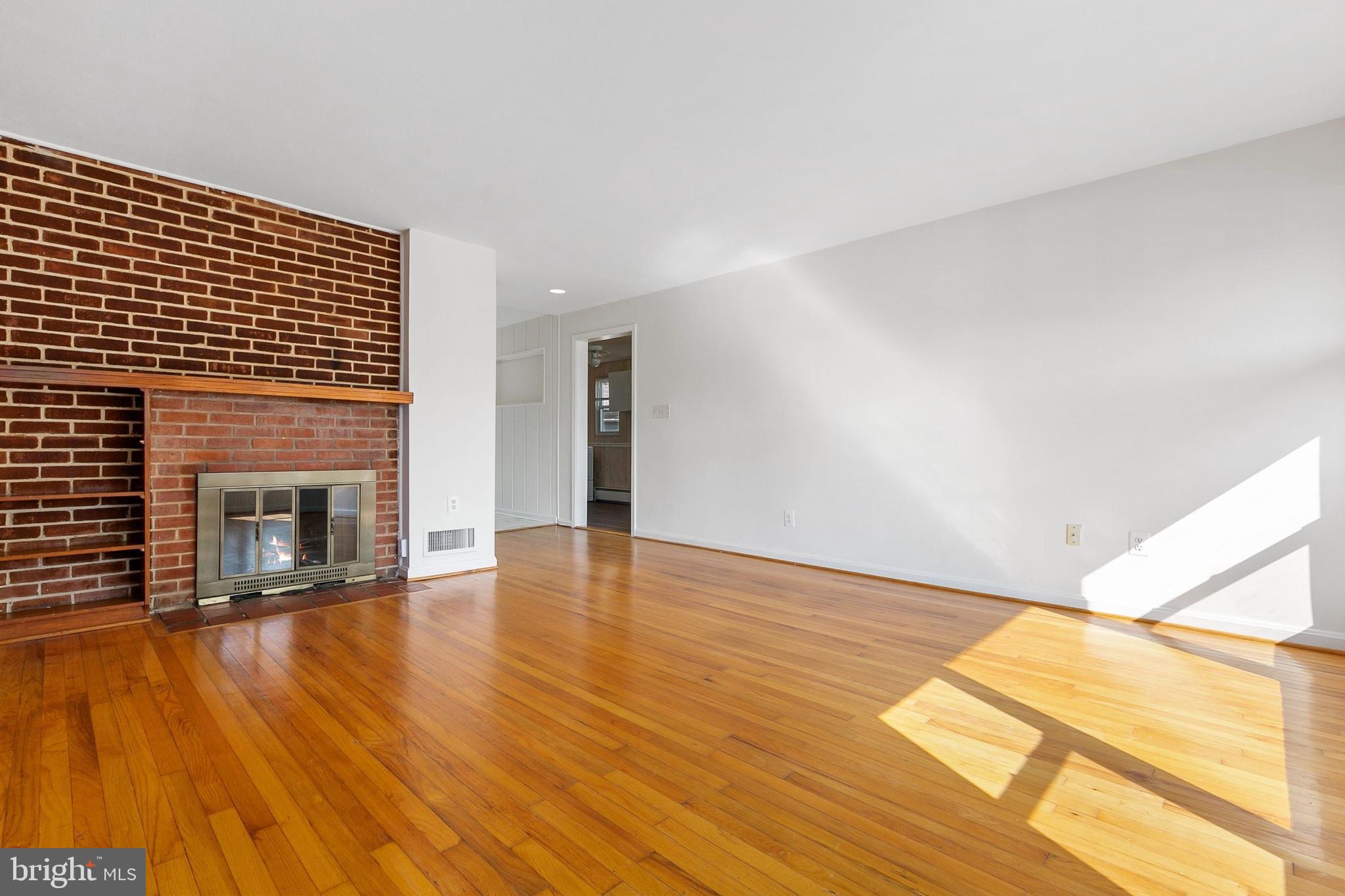 12912 Flack Street Silver Spring, MD 20906 - Photo 6 of 28