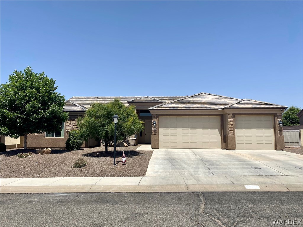 4183 East Stampede Road Kingman, AZ 86401 - Photo 1 of 58