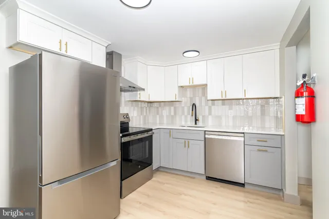 $2,450 | 4 Magnolia Court, Sicklerville, NJ 08081