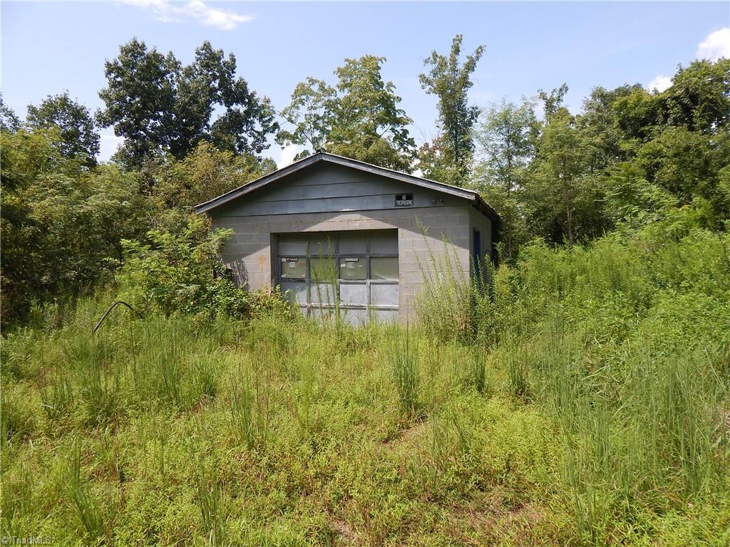 1106 Bob Mabe Road Danbury, NC 27016 - Photo 30 of 35 Gallery Image 30