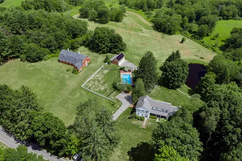 $1,385,000 | 304 Warren Road, Brimfield, MA 01010