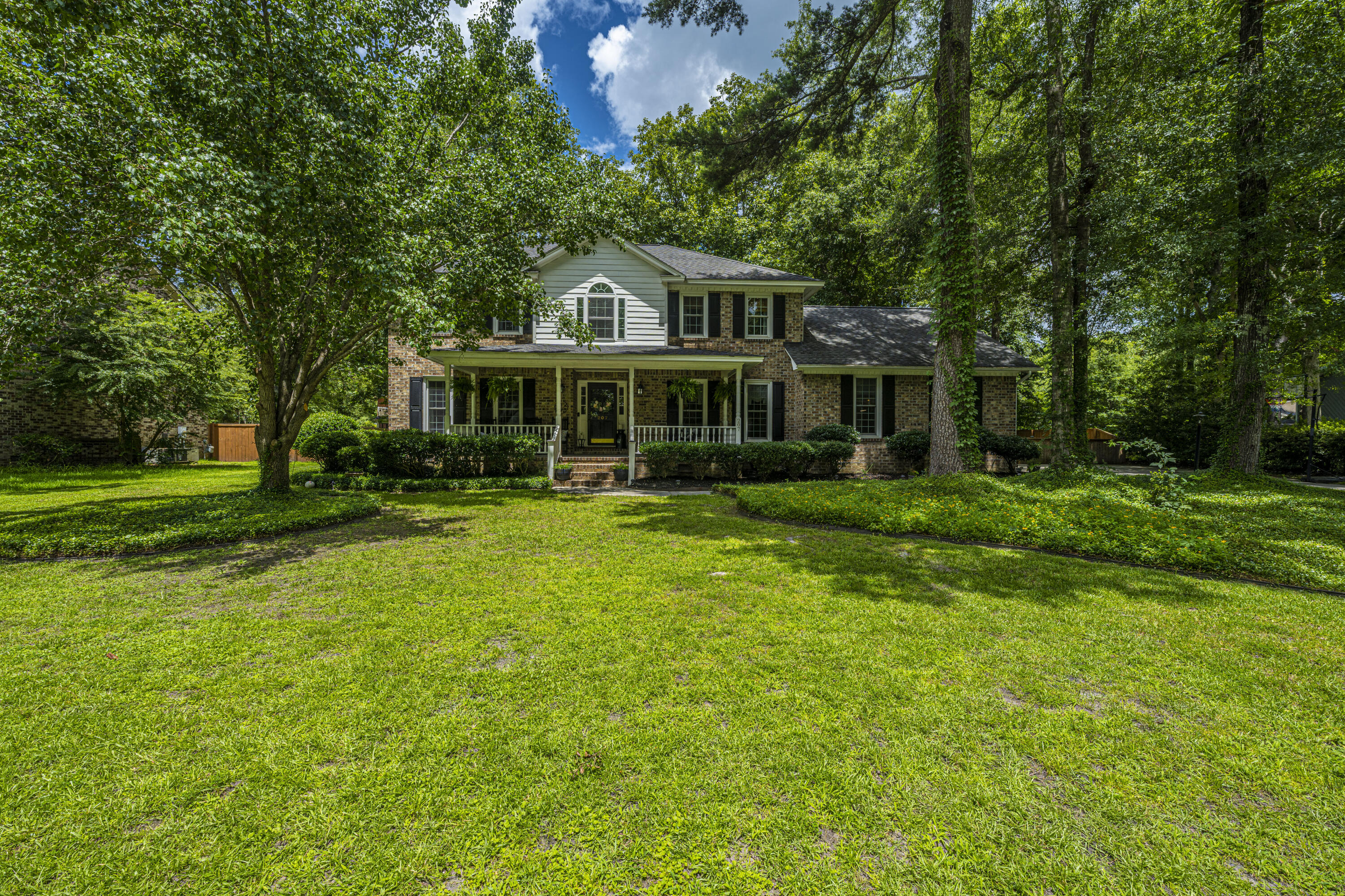 207 High Grove Road Summerville, SC 29485 - Photo 2 of 55 DSC_1967