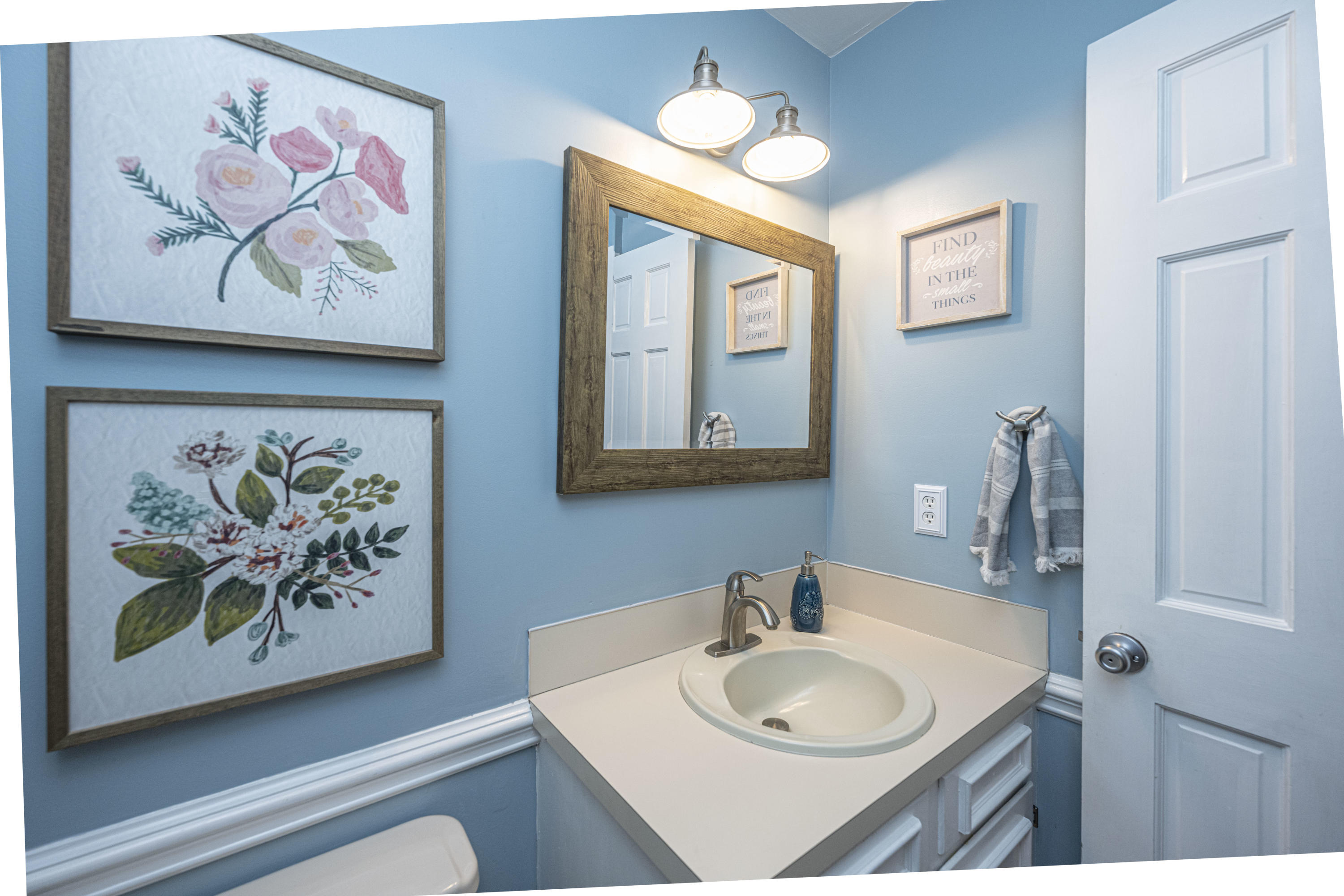 207 High Grove Road Summerville, SC 29485 - Photo 15 of 55 DSC_1994