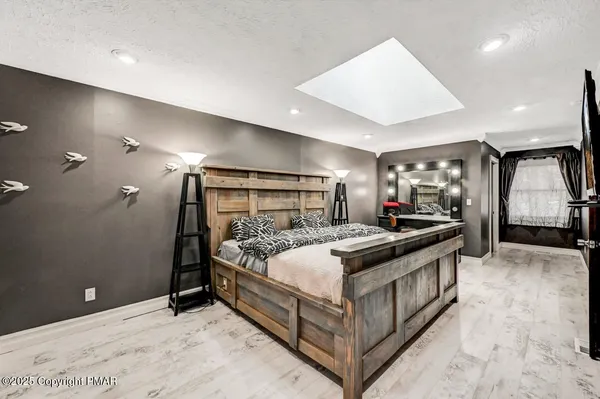 $419,900 | 111 Elm Drive, Blakeslee, PA 18610