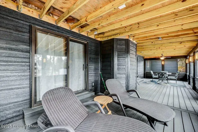 $419,900 | 111 Elm Drive, Blakeslee, PA 18610