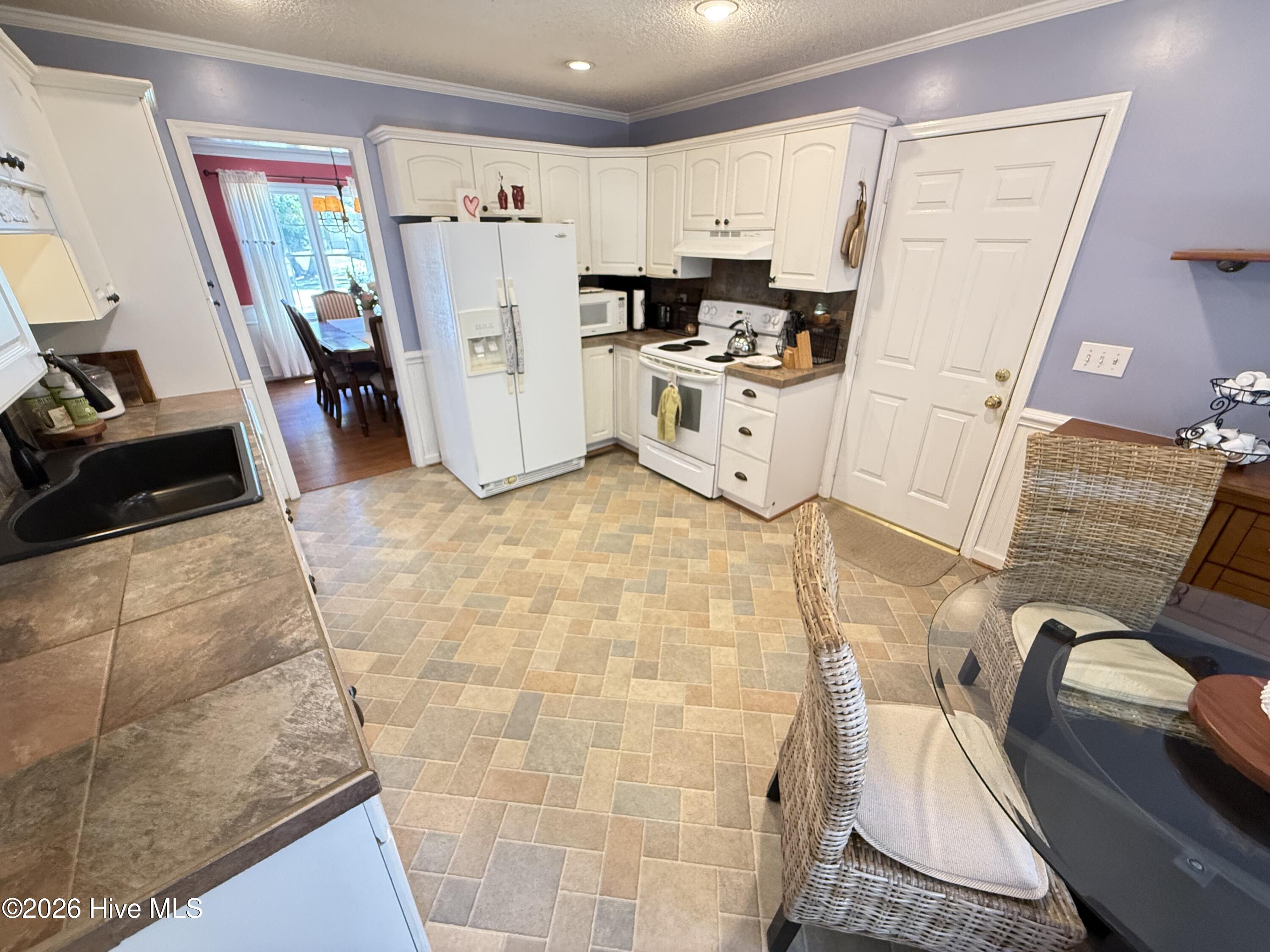 103 Ridgecrest Drive Mount Olive, NC 28365 - Photo 5 of 61 IMG_7012