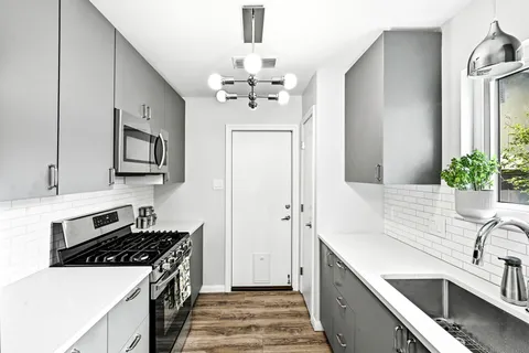 $425,000 | 7110 Windrift Way, Austin, TX 78745
