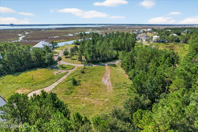 $49,900 | 2466 Kanoa Way, Diamondhead, MS 39525