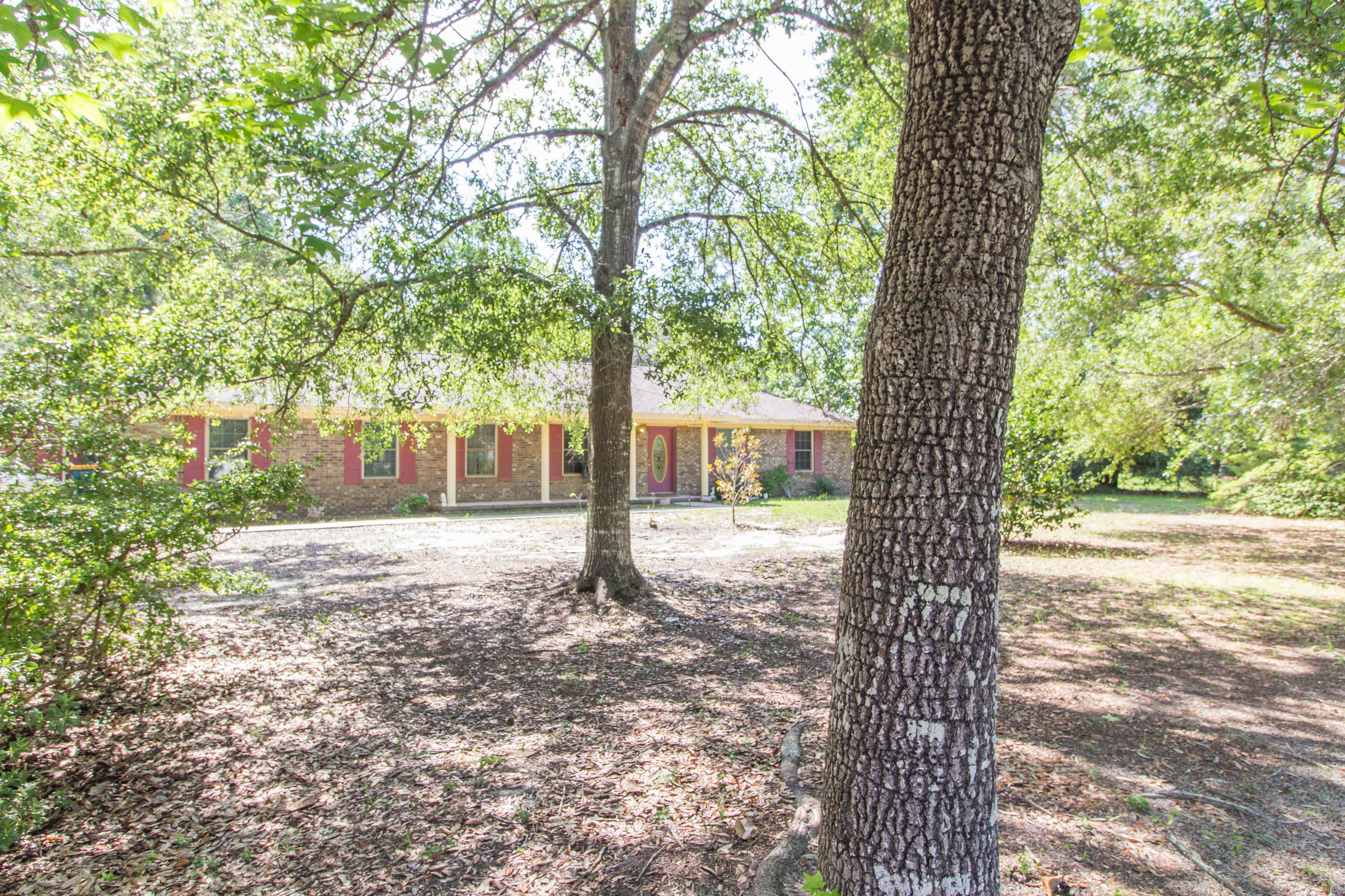 5376 Hillcrest Road Crestview, FL 32539 - Photo 3 of 24 Hillcrest (Edited)_