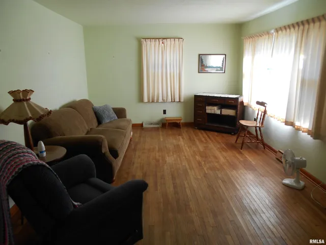 $57,000 | 1091 North Jackson Street, Bushnell, IL 61422