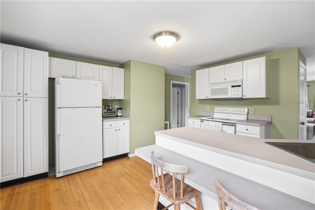 300 Kingstown Road Narragansett, RI 02882 - Photo 13 of 29