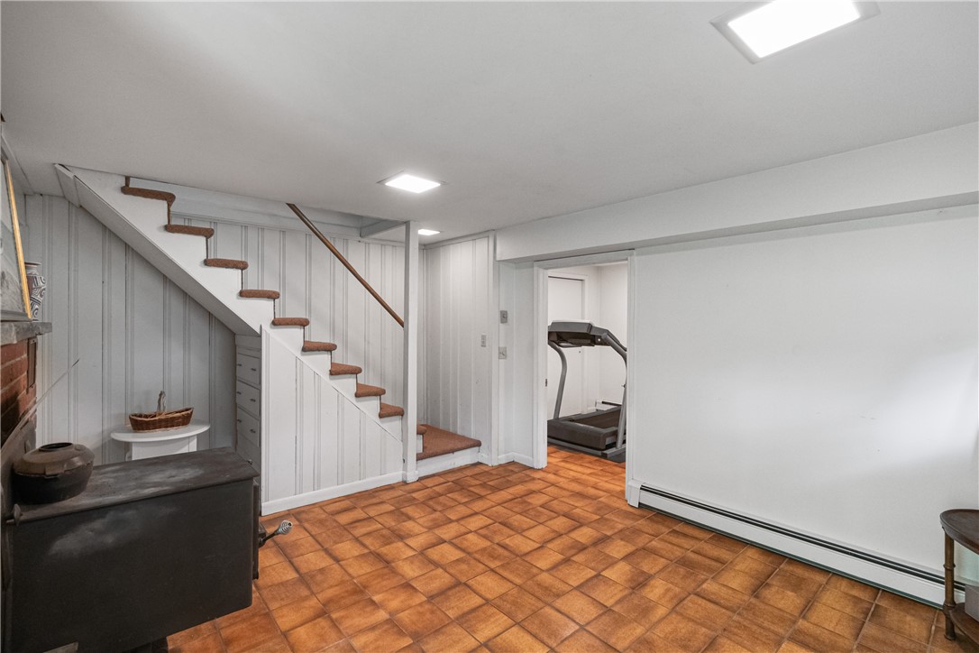 300 Kingstown Road Narragansett, RI 02882 - Photo 23 of 29 Lower level living area