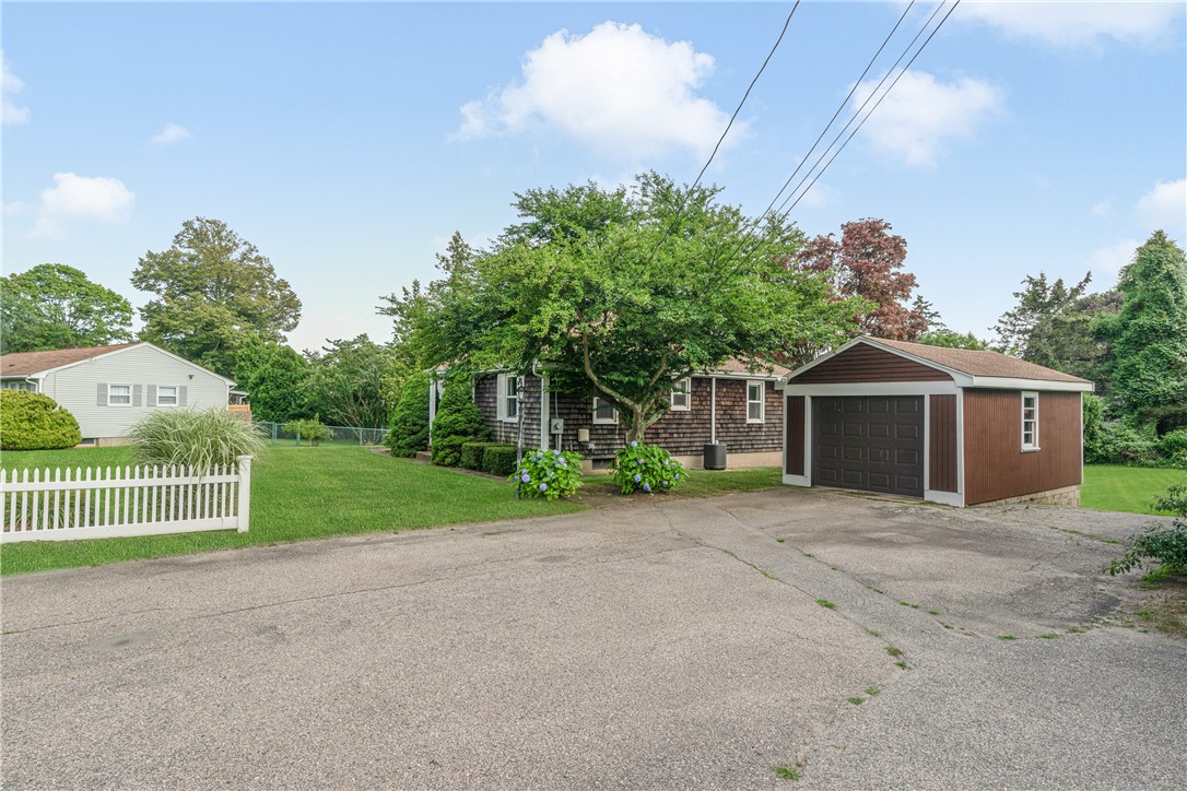 300 Kingstown Road Narragansett, RI 02882 - Photo 26 of 29