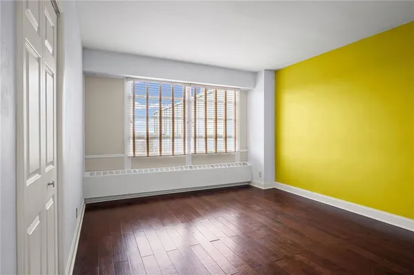 $220,000 | 333 West Meyer Boulevard, Unit 1215, Kansas City, MO 64113