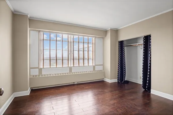 $220,000 | 333 West Meyer Boulevard, Unit 1215, Kansas City, MO 64113