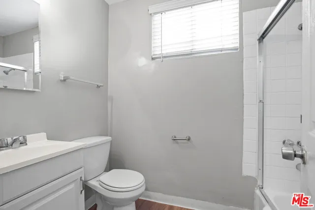 $1,595 | 115 North Oak Street, Unit 28, Inglewood, CA 90301