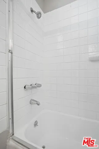 $1,595 | 115 North Oak Street, Unit 28, Inglewood, CA 90301