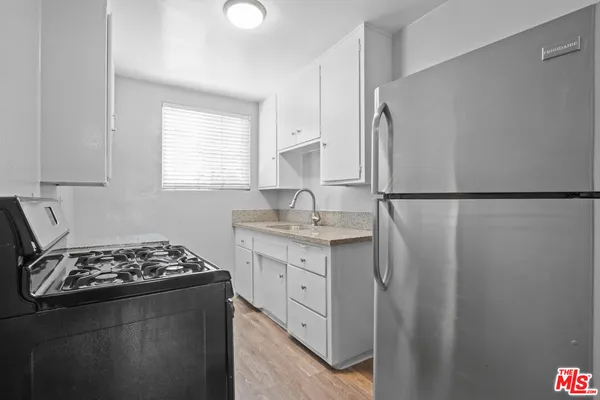 $1,595 | 115 North Oak Street, Unit 28, Inglewood, CA 90301