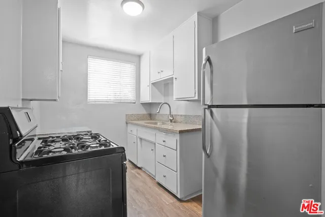 $1,595 | 115 North Oak Street, Unit 28, Inglewood, CA 90301