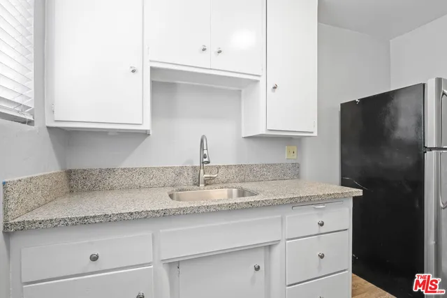 $1,595 | 115 North Oak Street, Unit 28, Inglewood, CA 90301