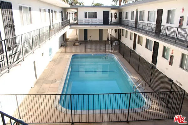 $1,500 | 115 North Oak Street, Unit 28, Inglewood, CA 90301