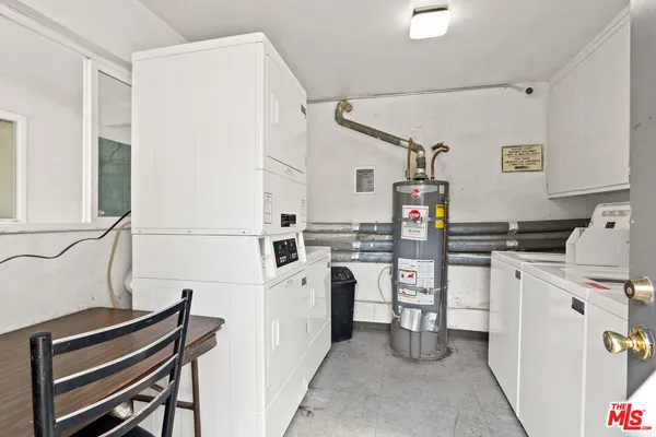 $1,500 | 115 North Oak Street, Unit 28, Inglewood, CA 90301