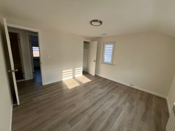 $2,550 | 35 MacArthur Avenue, Unit 2, Hasbrouck Heights, NJ 07604
