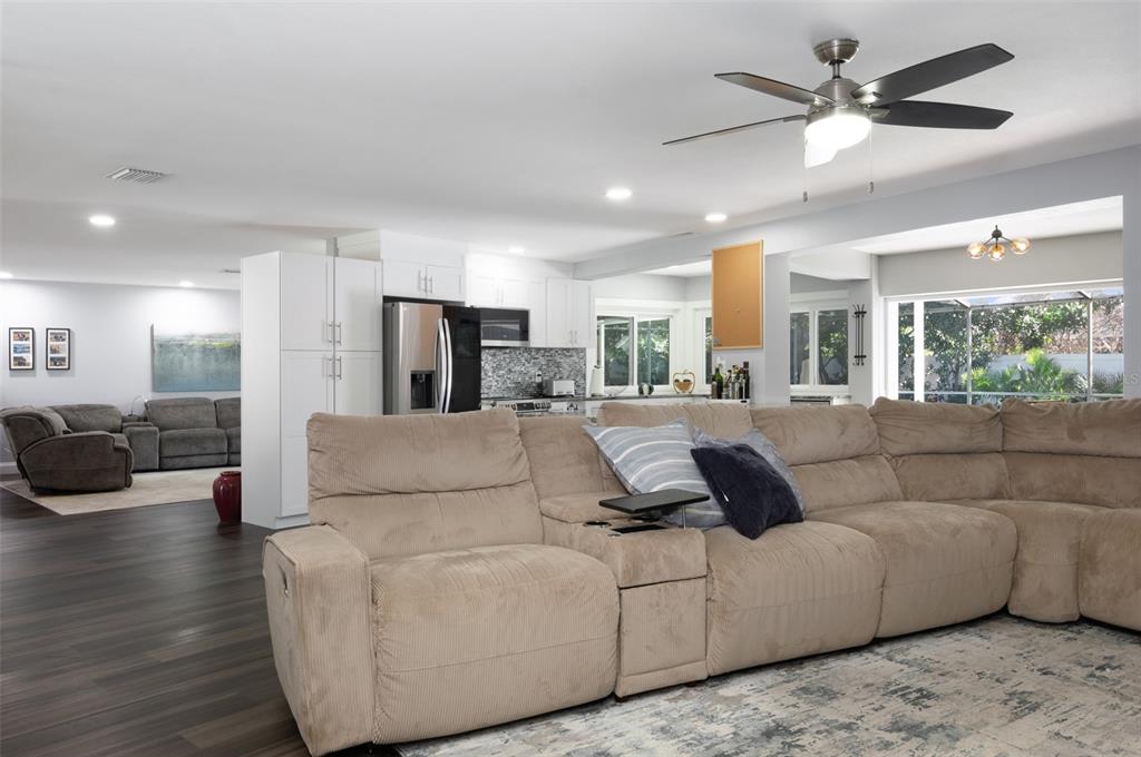 1467 Ridge Top Way Clearwater, FL 33765 - Photo 20 of 41