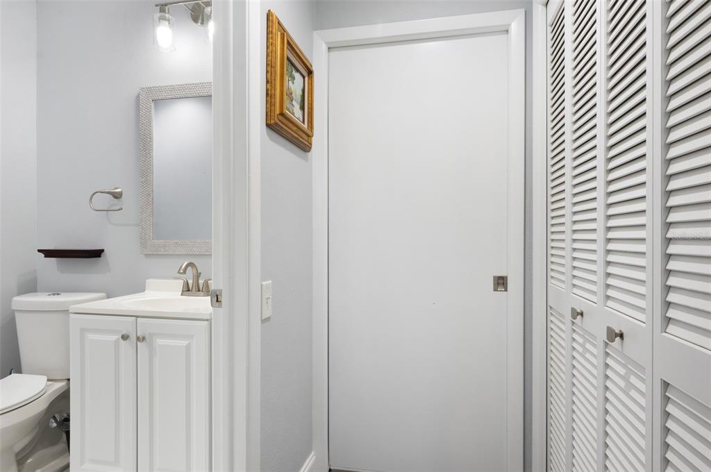 1467 Ridge Top Way Clearwater, FL 33765 - Photo 28 of 41