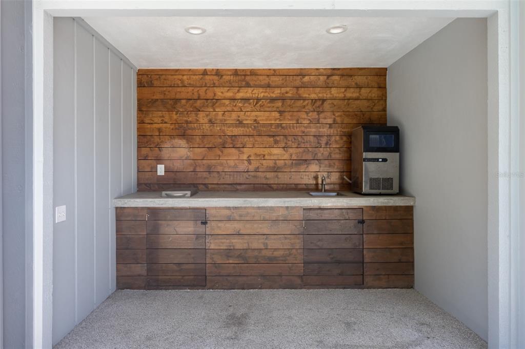 1467 Ridge Top Way Clearwater, FL 33765 - Photo 39 of 41